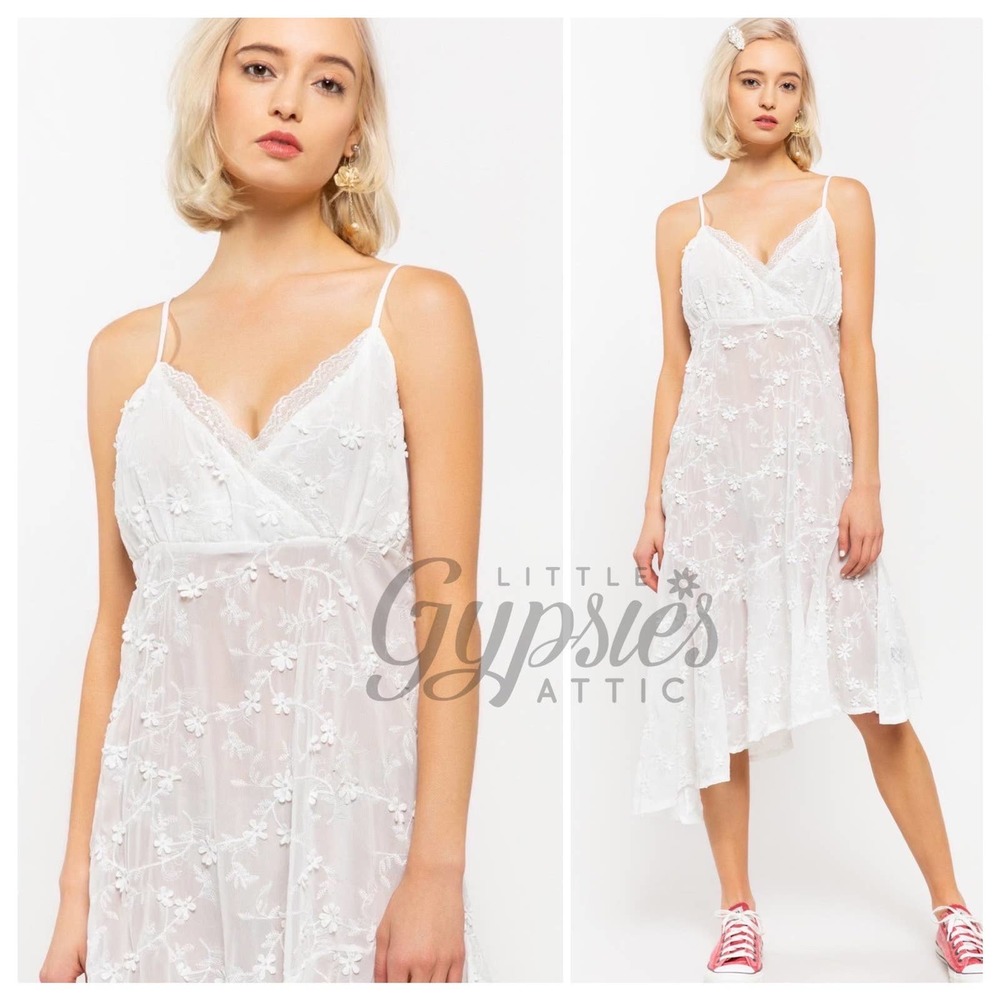 POL Lila Honeymoon Romance Ivory Dress - Picture 6 of 12